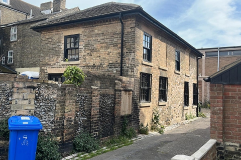 Lowestoft Coach House
